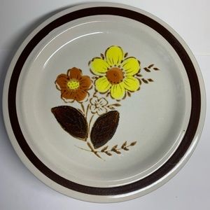 Set of 4 Vintage Mikasa Sundance Stoneware Salad Plates